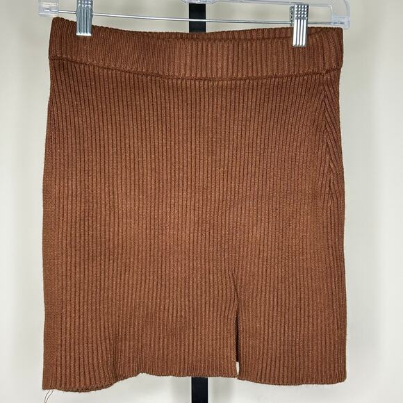 Rue 21 Mini Skirt- Medium- brown knit very stretchy summer concert date - Picture 1 of 3